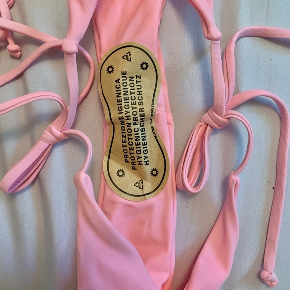 Haute Swimwear ‘Mya’ bikini set - Picture 3 of 4